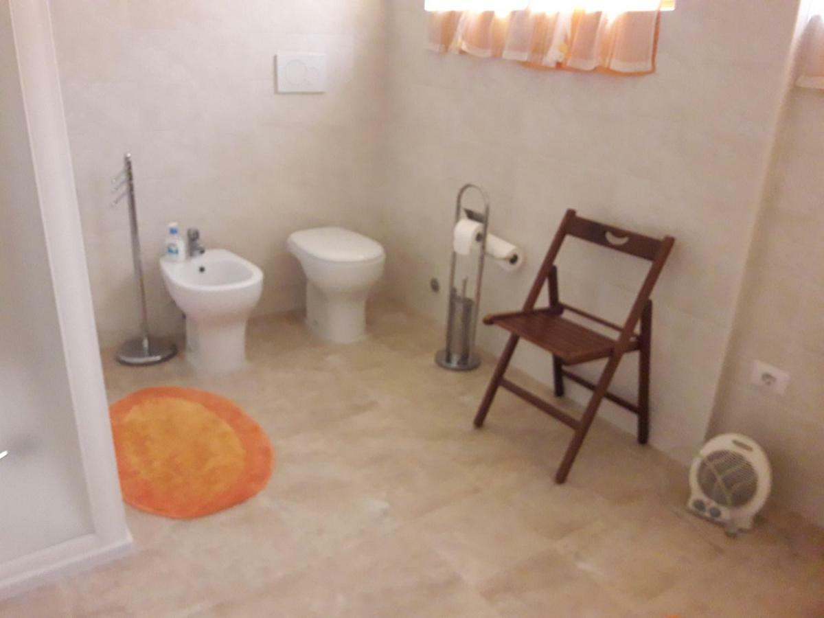 Bed Magnolie Hotel Lainate Bagian luar foto